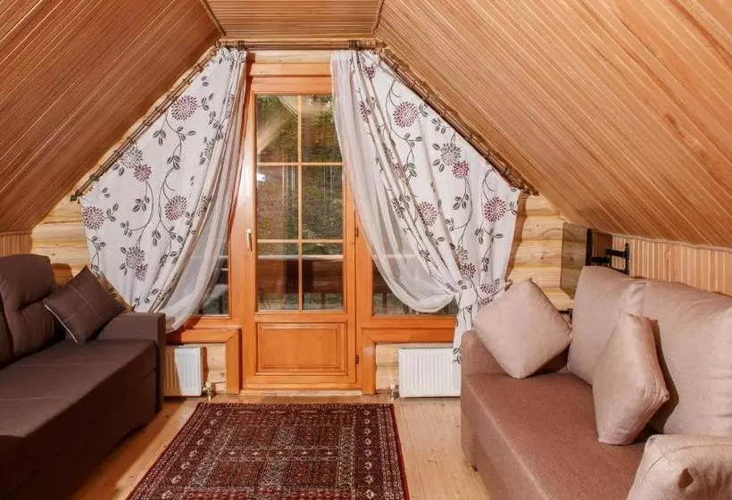 Herberge Toursit Complex Polyana Kvasova