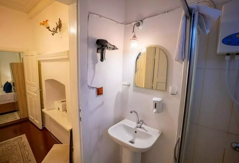 Papazın Konağı Pansiyon