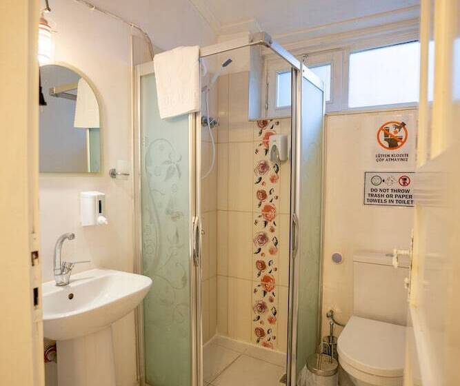 Papazın Konağı Pansiyon