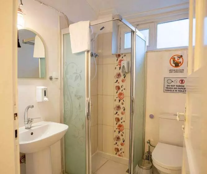 Papazın Konağı Pansiyon