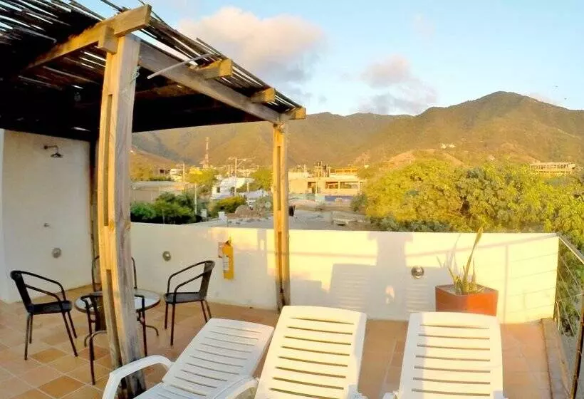 Ocean Lovers Hostel & Apartments