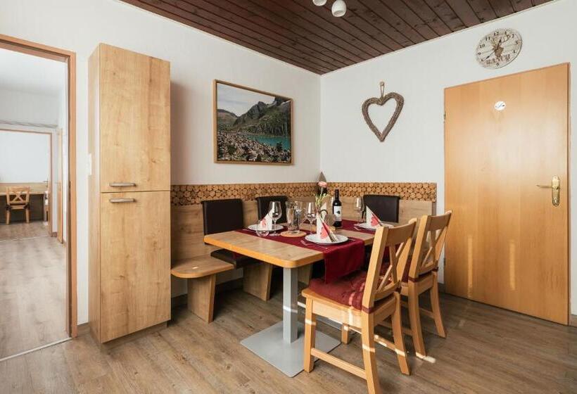 ペンション Apartments Morandell