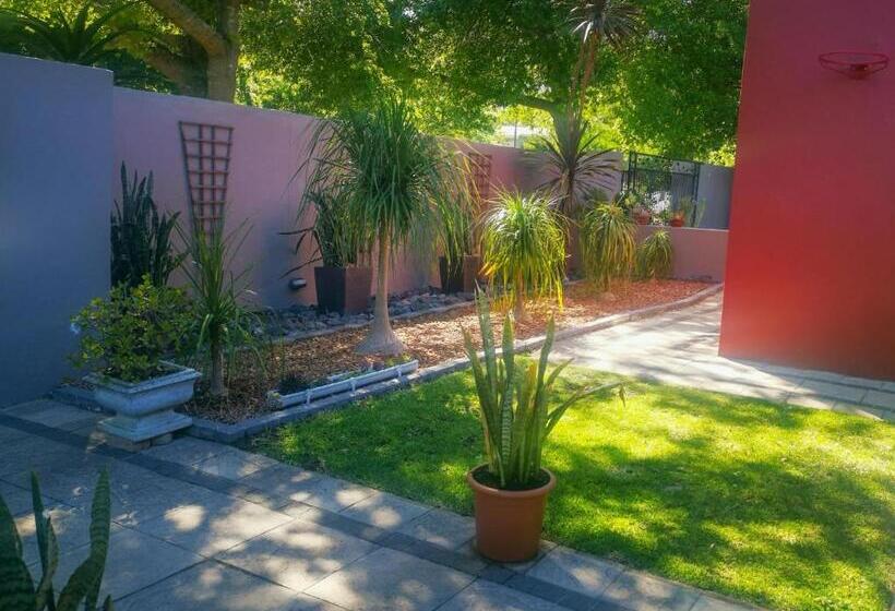 膳宿费 Eikelower Accommodation