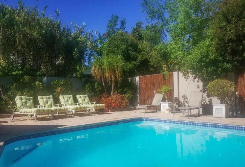 膳宿费 Eikelower Accommodation