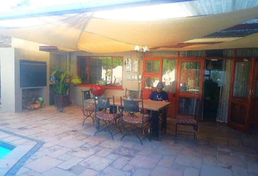 膳宿费 Eikelower Accommodation