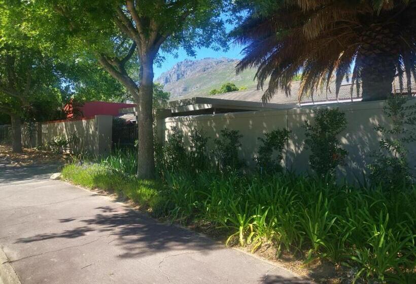 膳宿费 Eikelower Accommodation