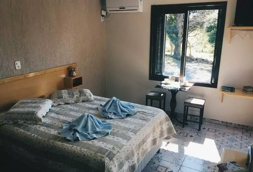 Majatalo Espaço Holístico Chalés