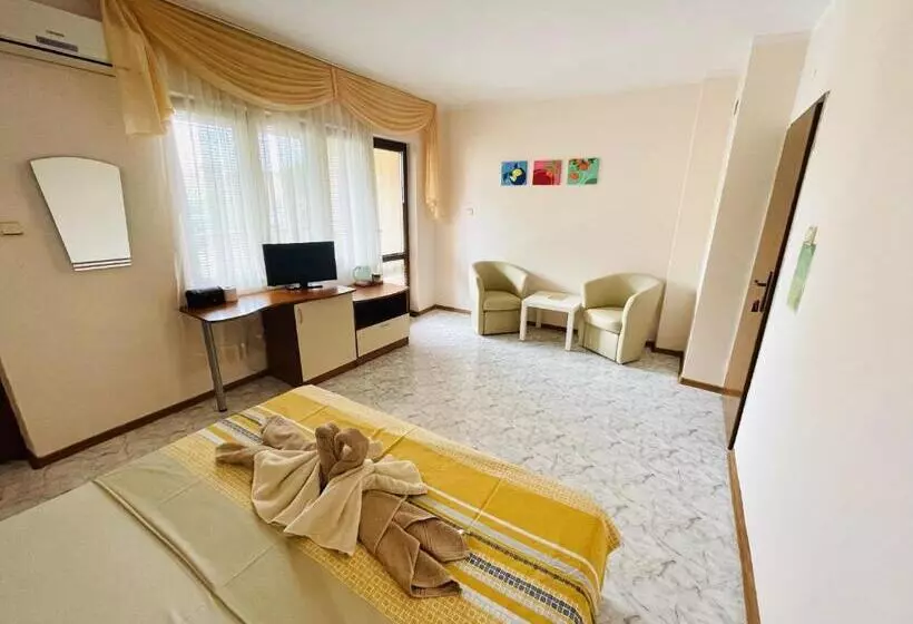 پانسیون Kastela Guest House