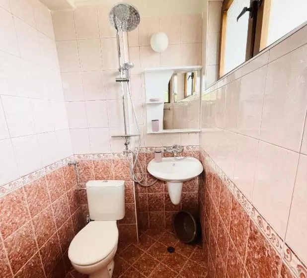 پانسیون Kastela Guest House