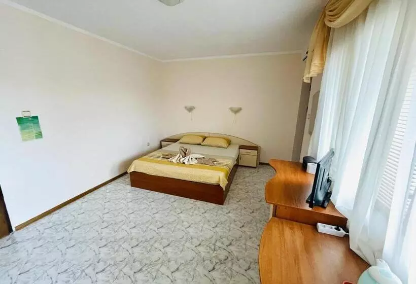 پانسیون Kastela Guest House