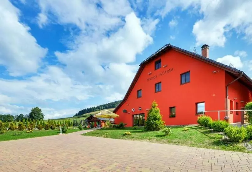 Majatalo Penzion Ovčárna