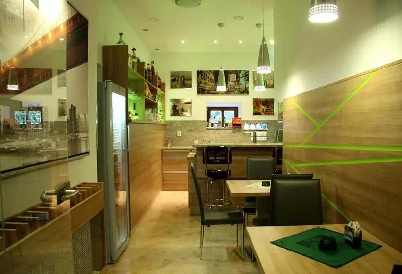 Majatalo Penzion Ovčárna