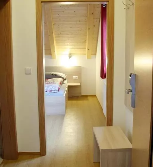 Majatalo Penzion Ovčárna