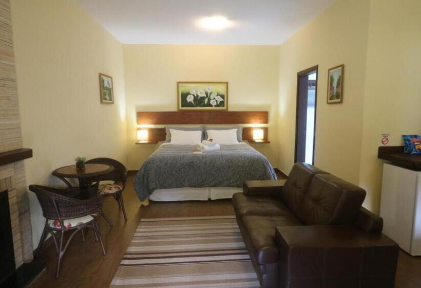 بنسيون Pousada Medeiros