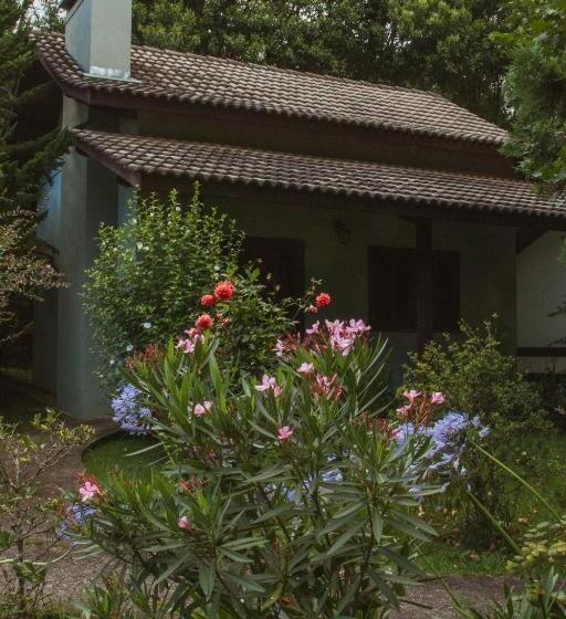 بنسيون Pousada Medeiros