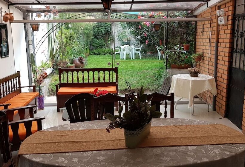 פנסיון Samadri Hospedaje