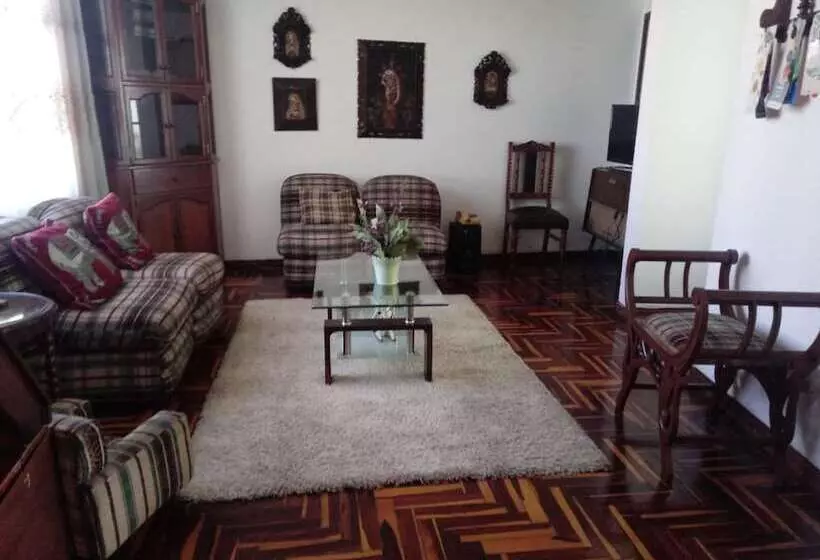 پانسیون Samadri Hospedaje
