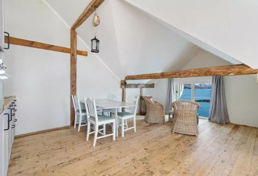 Majatalo Sveggvika Guesthouse