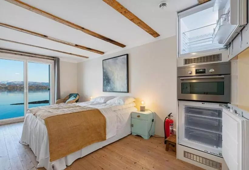 Majatalo Sveggvika Guesthouse