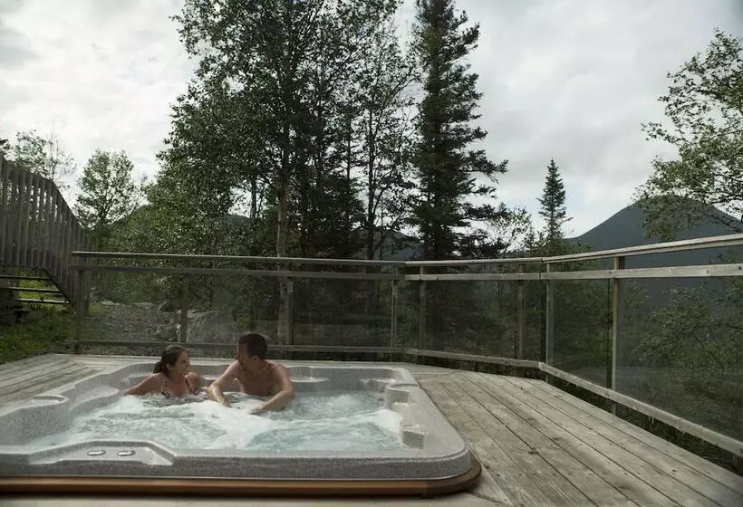 Auberge De Montagne Des Chic Chocs Mountain Lodge   Sepaq