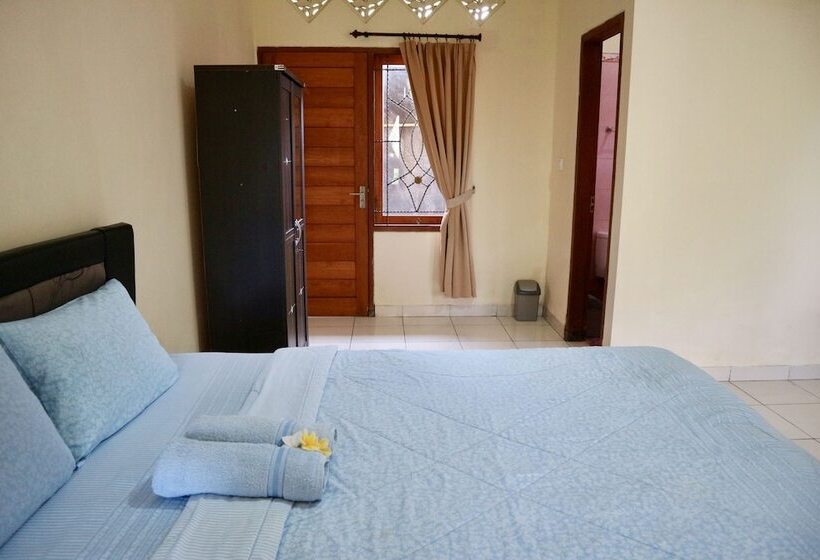 بنسيون Bhujangga Village Uluwatu