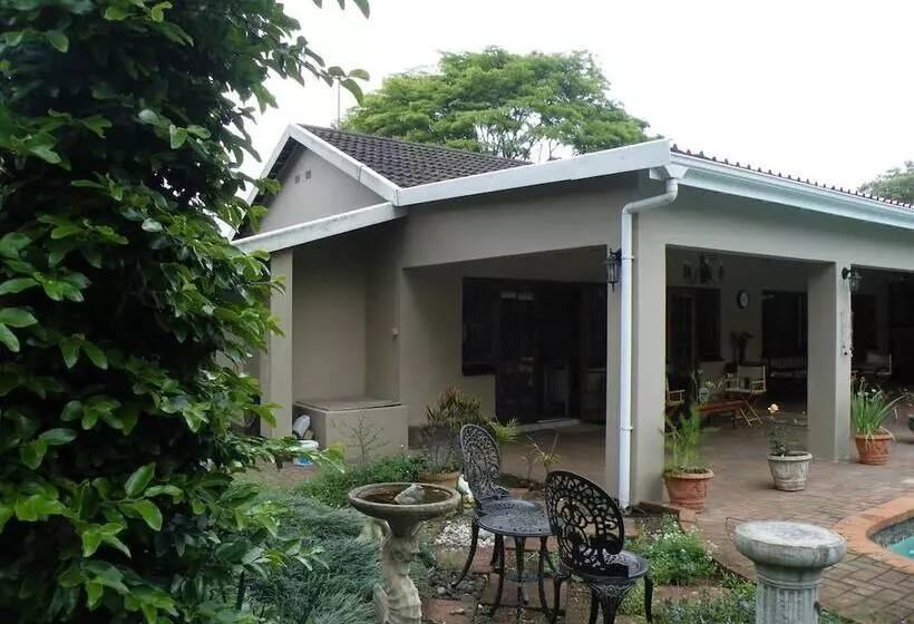 Majatalo Brackens Guest House