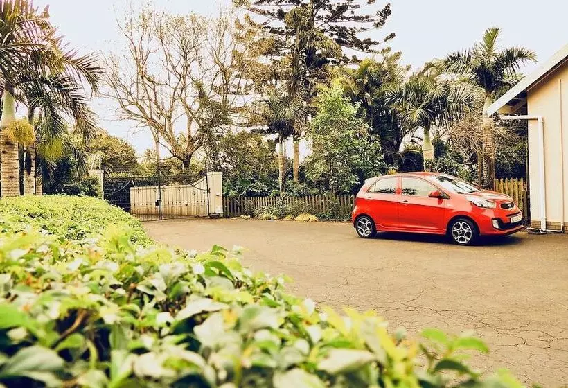 Majatalo Brackens Guest House