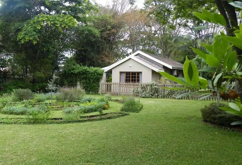 Majatalo Brackens Guest House