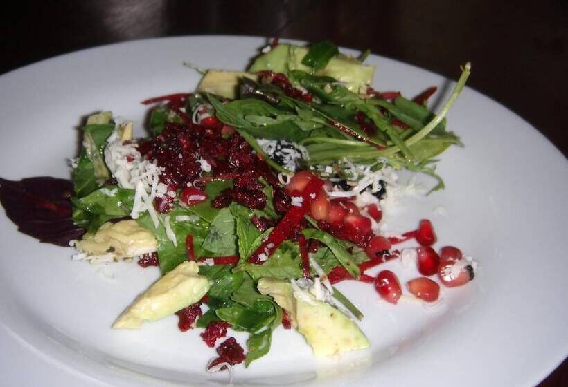 بنسيون Brackens Guest House