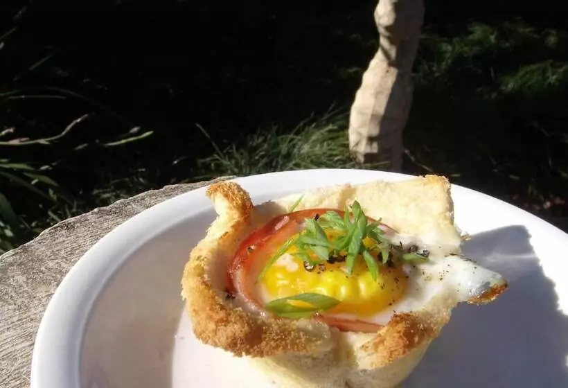 Majatalo Brackens Guest House