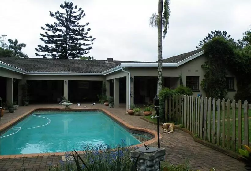 Majatalo Brackens Guest House