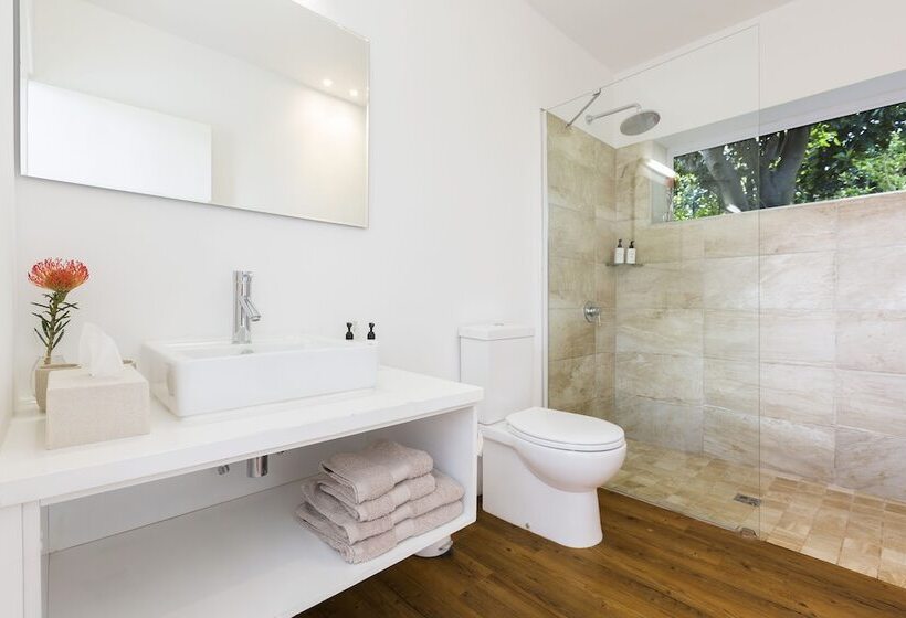 بنسيون Cube Guest House