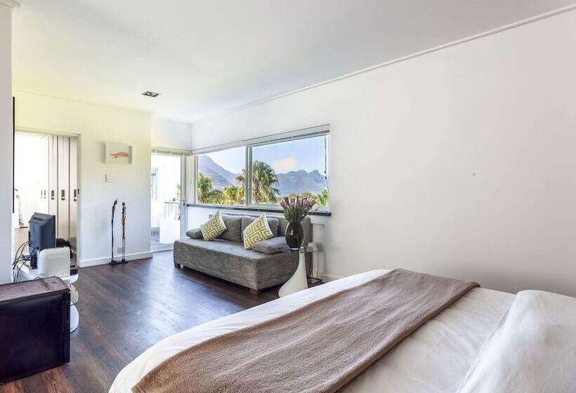 بنسيون Cube Guest House