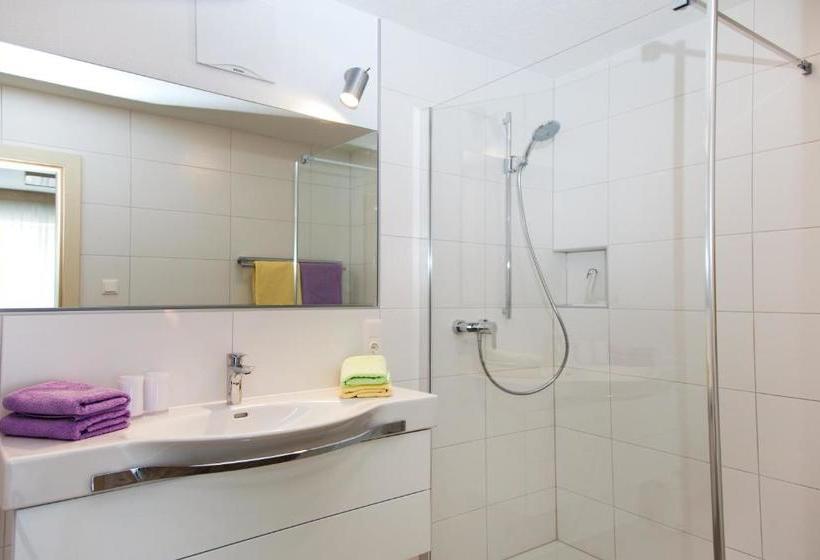 Пансион Gästehaus Frischhut