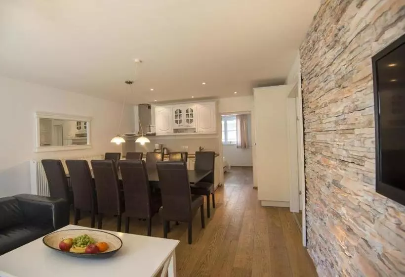 ペンション Haus Wasmer By Alpentravel