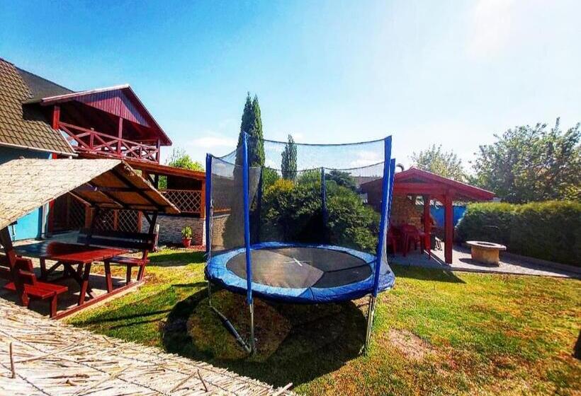 بنسيون Kék Lagúna Wellness Apartmanok