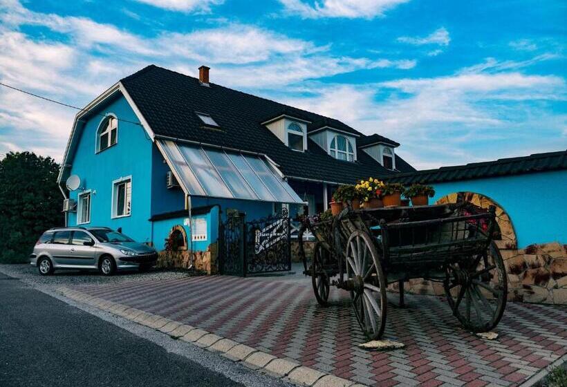 بنسيون Kék Lagúna Wellness Apartmanok