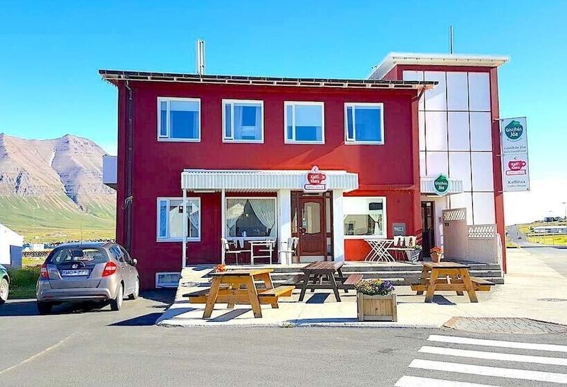 پانسیون Klara Guesthouse