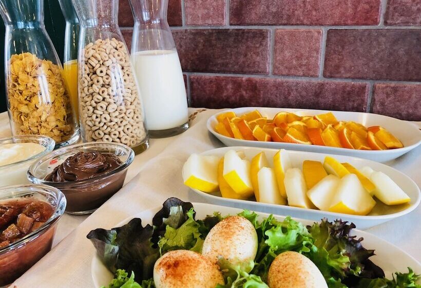 پانسیون Klara Guesthouse