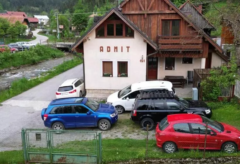 پانسیون Penzión Admit