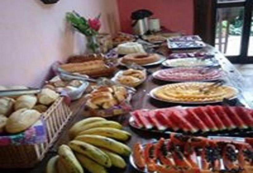 پانسیون Pousada Cavalo Marinho