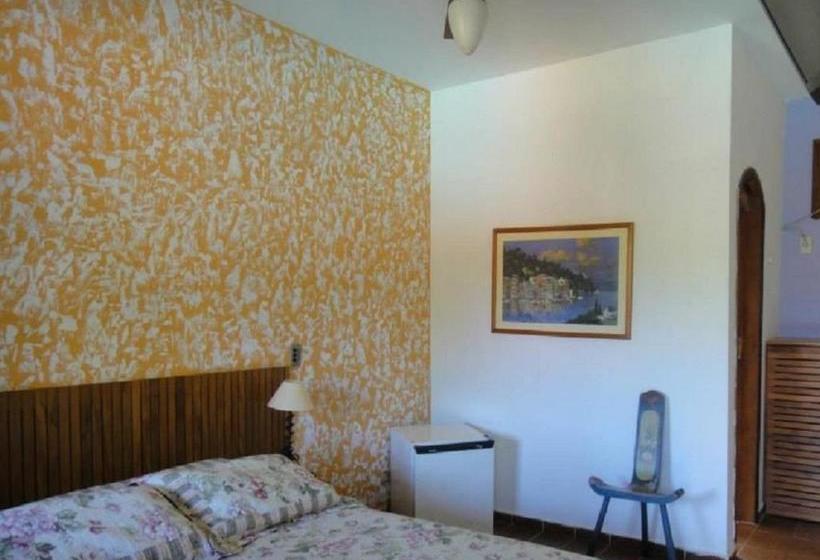 پانسیون Pousada Cavalo Marinho