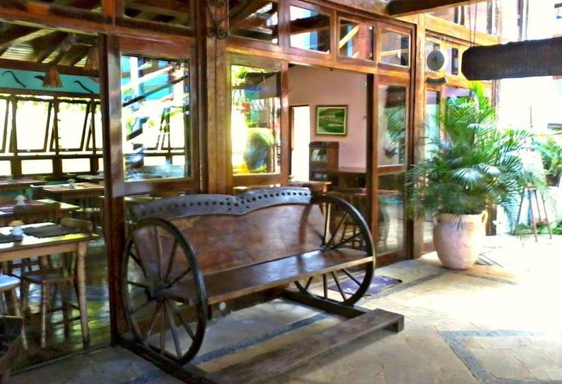 پانسیون Pousada Cavalo Marinho