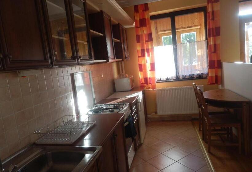 Pensjonat Rt Home Vendégház