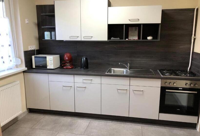 Pensjonat Rt Home Vendégház