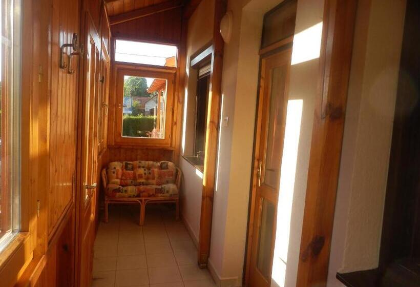 Pensjonat Rt Home Vendégház