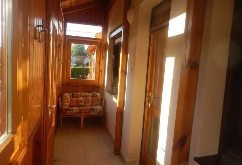 Majatalo Rt Home Vendégház