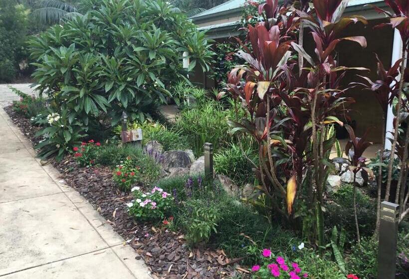 פנסיון Smoky Cape Retreat