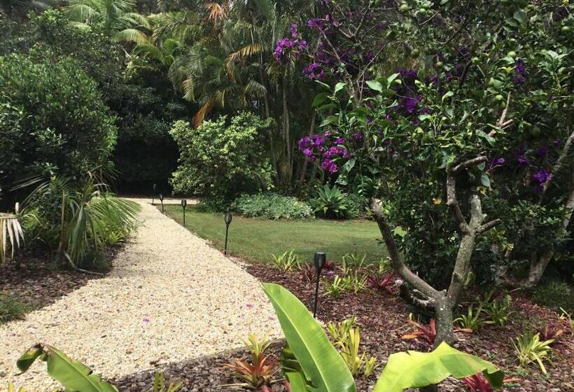 פנסיון Smoky Cape Retreat