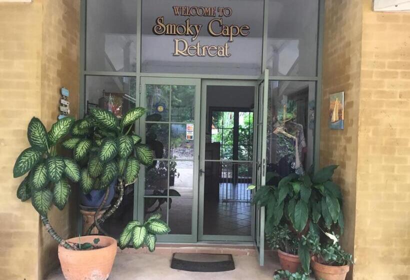 פנסיון Smoky Cape Retreat